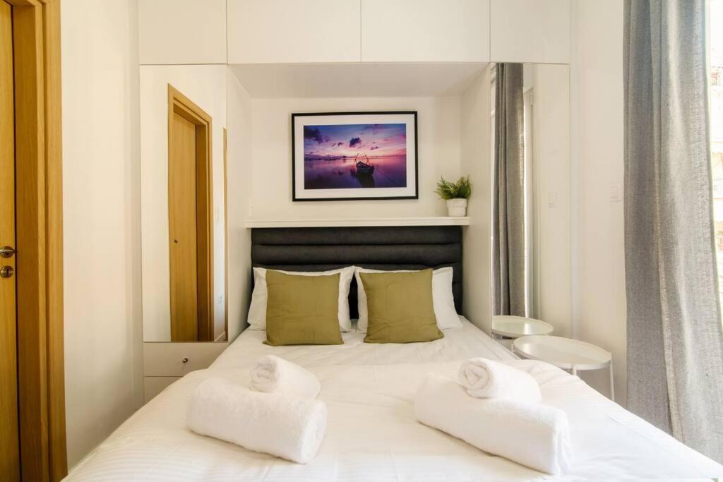 Kelly'S Urban Home - 5 Mins Walk To Acropolis Atene Esterno foto