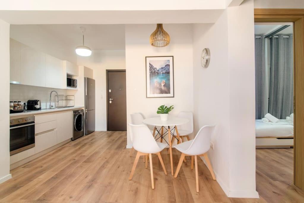 Kelly'S Urban Home - 5 Mins Walk To Acropolis Atene Esterno foto