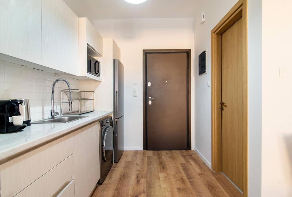 Kelly'S Urban Home - 5 Mins Walk To Acropolis Atene Esterno foto