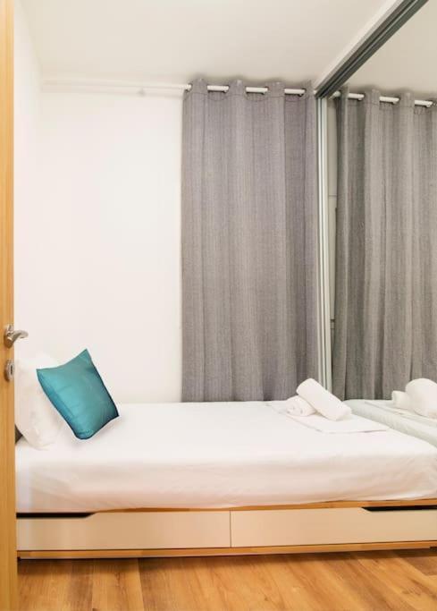 Kelly'S Urban Home - 5 Mins Walk To Acropolis Atene Esterno foto